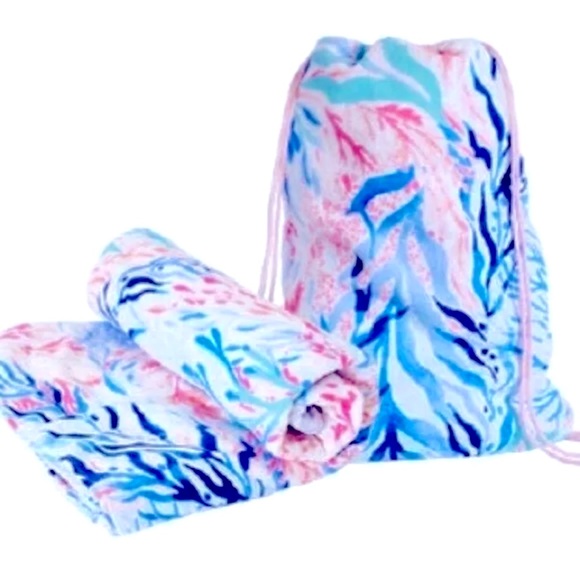 NWT 🦄 LILLY PULITZER KALEIDOSCOPE CORAL COOLER HAT ROUND CARRY ON AND BACKPACK - Picture 10 of 10